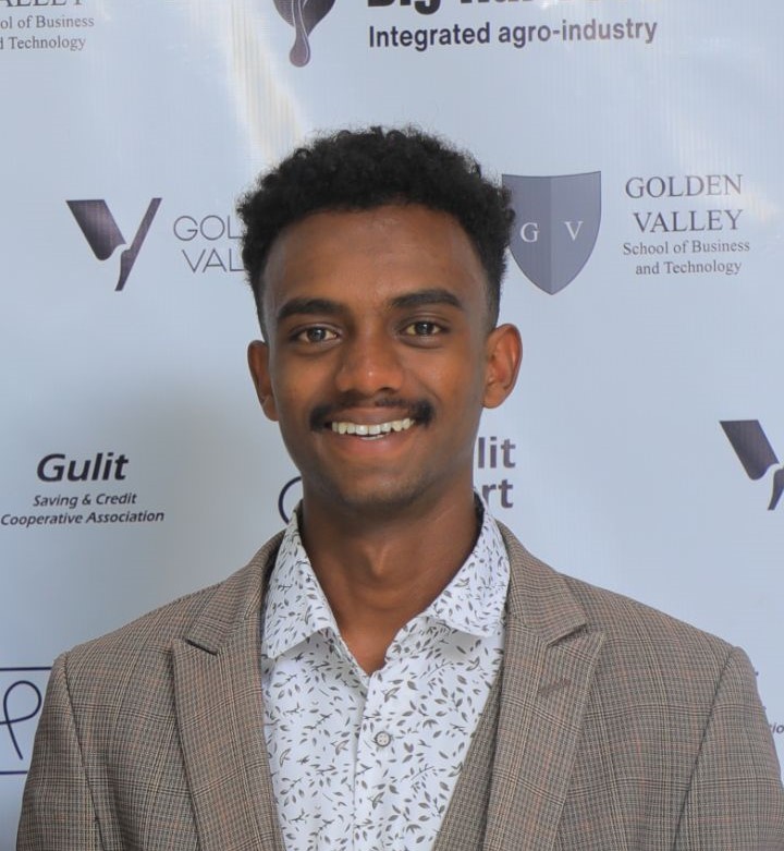 Portrait of Yonathan Jabir